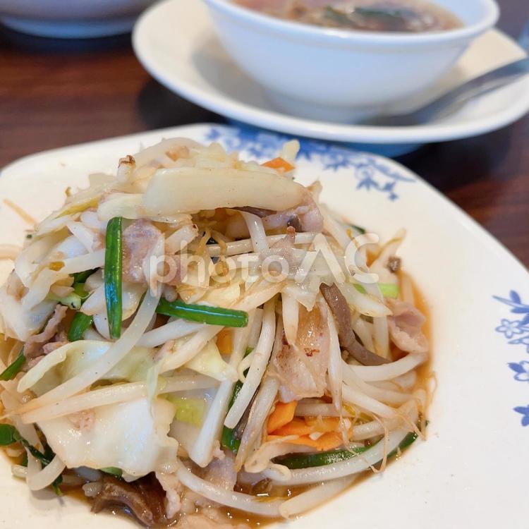 もやし炒め 野菜炒め,肉野菜炒め,肉野菜の写真素材