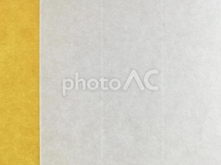 和紙　白色と左黄色 和紙,紙,背景の写真素材
