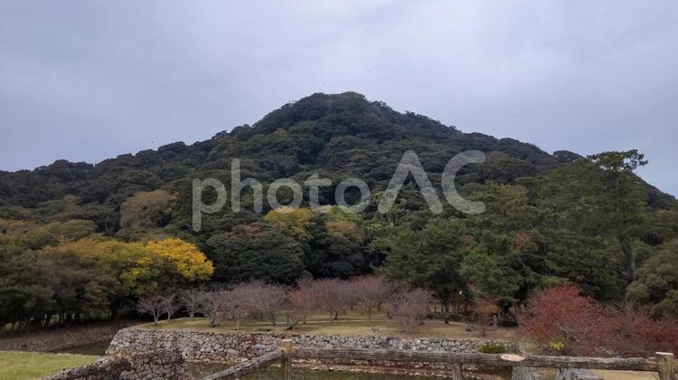 指月山の眺め萩城跡より山頂は詰丸 萩城,風景,旅の写真素材