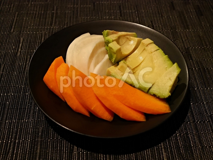 アボカドとカブとにんじんのぬか漬け ぬか漬け,漬物,アボカドの写真素材