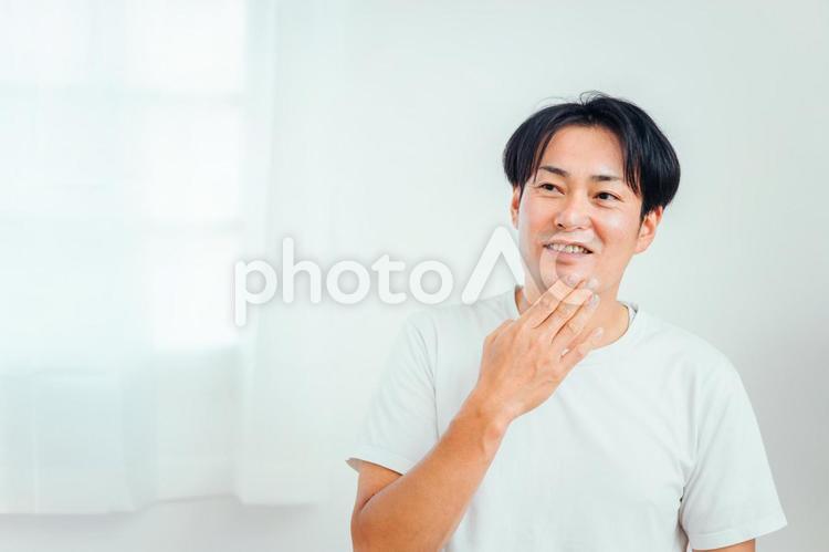 メンズビューティーイメージ（笑顔） メンズビューティー,髭脱毛,メンズの写真素材