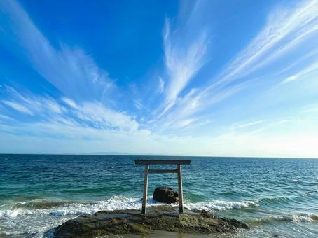 The endless sky and sea, JPG