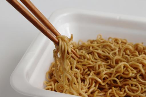 焼きそばと箸のアップ 焼きそばと箸のアップ 焼きそば,麺,箸の写真素材