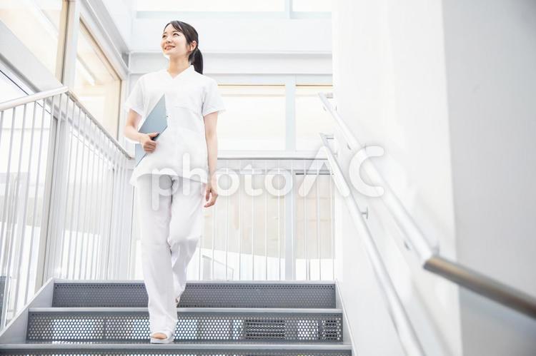 病院で働く医療スタッフ（看護師） 看護師,ナース,歯科衛生士の写真素材