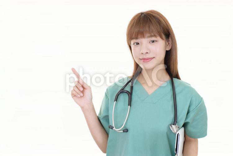 女医　指さす　案内 医師,女医,医者の写真素材