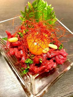 ユッケ お肉,ユッケ,生肉の写真素材