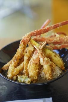 豪華カニ足天丼 料理,日本食,和食の写真素材