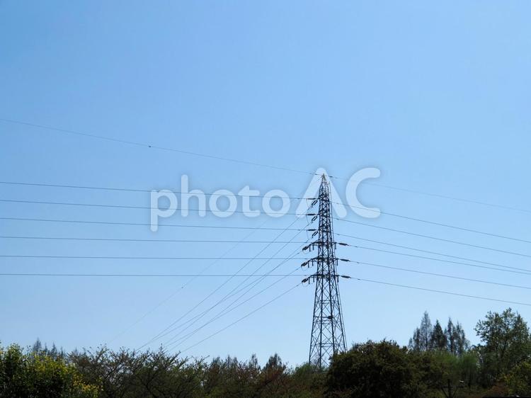 鉄塔がある風景 鉄塔,送電線,電線の写真素材