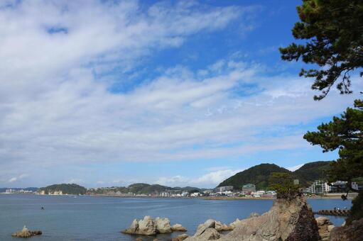 １０月中旬の森戸海岸からの風景 森戸海岸,海,空の写真素材