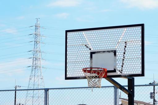 バスケットゴール　屋外 バスケットゴール,ゴール,バスケットボールの写真素材