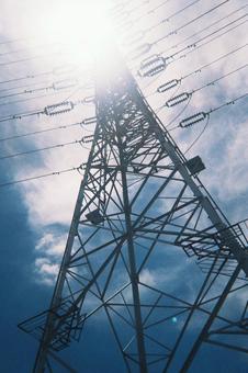 日差しと送電線 日差しと送電線の写真