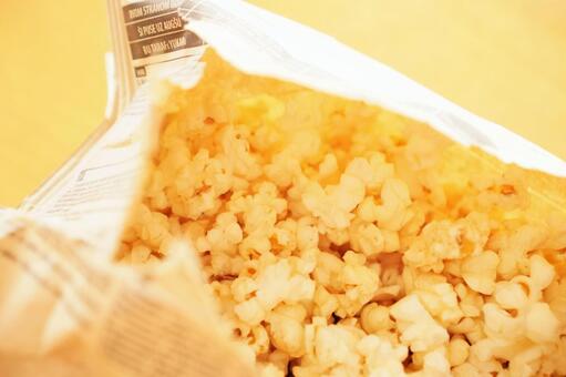 ポップコーン ポップコーン,電子レンジ,映画鑑賞の写真素材