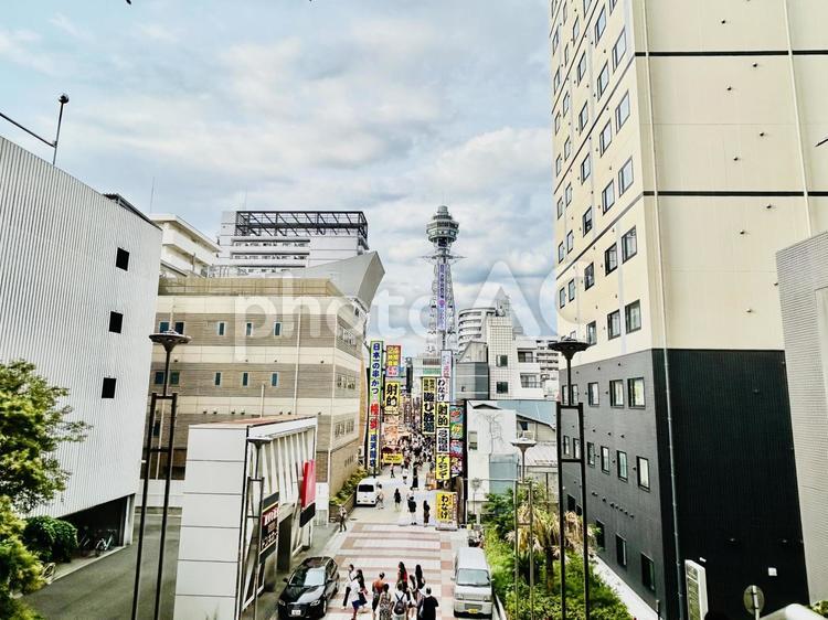 大阪・新世界の街並み 大阪,新世界,通天閣の写真素材