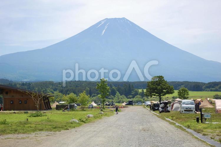 ふもとっぱらこらの富士山 キャンプ,キャンプ場,富士山の写真素材