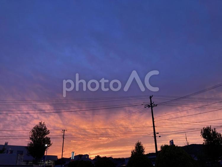 夕方と夜の狭間 夕焼け,夕暮れ,夕空の写真素材
