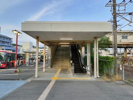 二宮駅北口 西側入口 二宮駅北口 西側入口 二宮駅,鉄道,jr東日本の写真素材