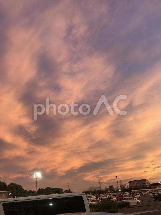 夕暮れ 日暮れ,空,太陽の写真素材