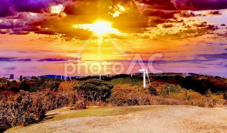 青山高原の夕暮れ 三重県,青山高原,夕焼けの写真素材
