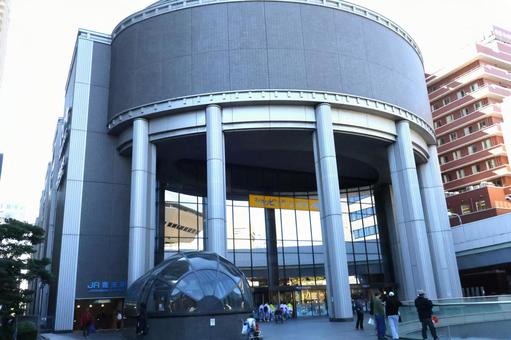 JR難波駅　駅舎外観　大阪　鉄道　電車 jr難波駅,難波駅,難波の写真素材