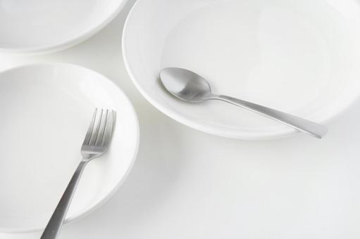 White plate, fork, spoon White plate, fork, spoon
