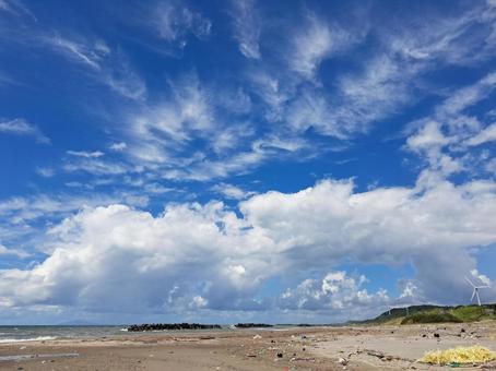 広がる空と雲 空と雲,白い雲,青空の写真素材