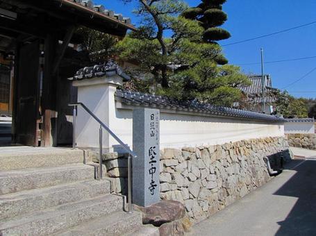 【風景写真】堅中寺(広島県福山市)の風景 【風景写真】堅中寺(広島県福山市)の風景 堅中寺,浄土真宗,神社仏閣の写真素材