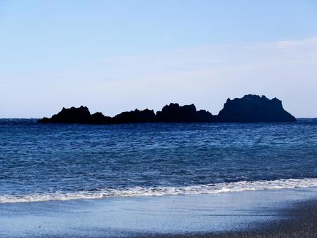 島のシルエット 島のシルエット 海,島,シルエットの写真素材