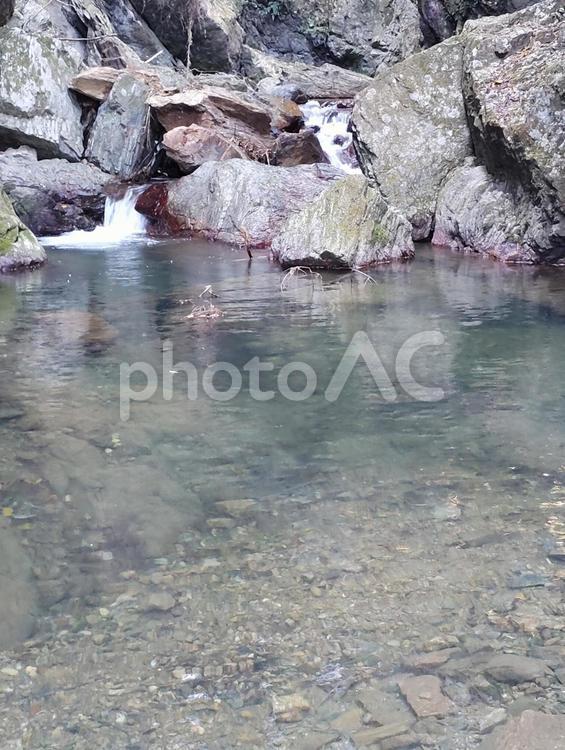 滝沢　都田川　仙厳滝9 岩肌,マイナスイオン,滝の写真素材