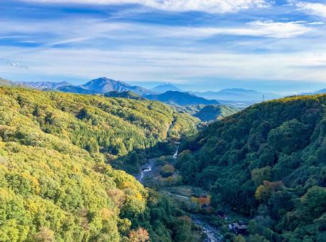 八ヶ岳高原大橋から富士山を望む 八ヶ岳高原大橋,清里高原,富士山の写真素材