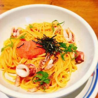 塔拉和魷魚意大利面 塔拉和魷魚意大利面