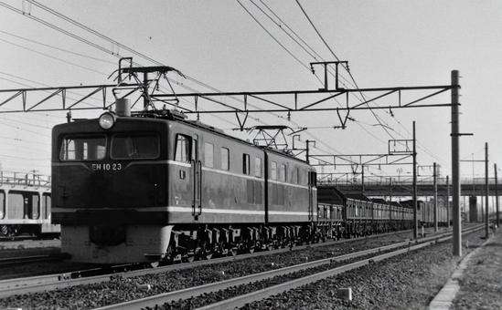 EH10形電気機関車けん引貨物列車 のりもの,鉄道写真,鉄道車両の写真素材