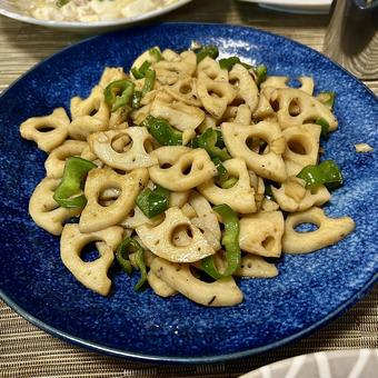 蓮根とピーマンのアッサリ金平 蓮根とピーマンのアッサリ金平 旦那飯,男の料理,手料理の写真素材