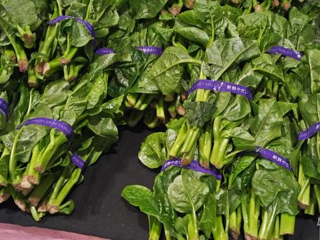 "Tsurumurasaki" from the greengrocer, JPG