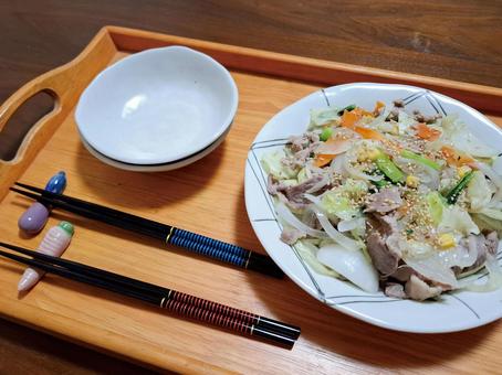 玉ねぎたっぷり野菜炒め_4 玉ねぎたっぷり野菜炒め_4 野菜炒め,料理,おかずの写真素材