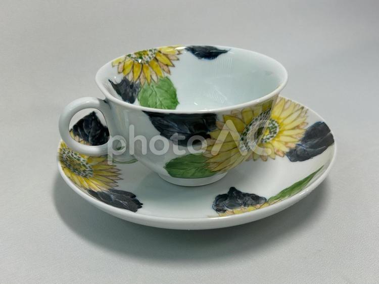 ティーカップ＆ソーサー「陽だまりの花」３ 和食器,磁器,陶磁器の写真素材
