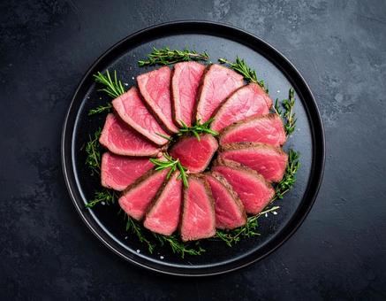 牛肉のたたき 牛肉のたたきの写真