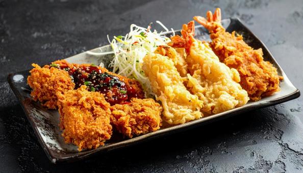 鳥の唐揚げ、とり天、竜田揚げ 鳥の唐揚げ、とり天、竜田揚げの写真