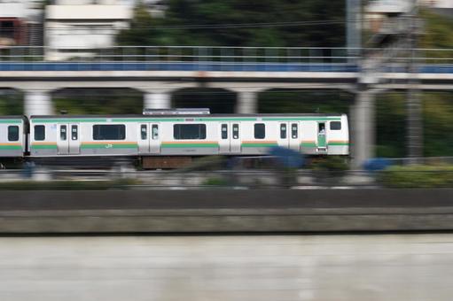 横須賀線 流し撮り 横須賀線 流し撮りの写真