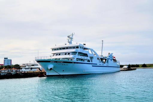 Photo, ishigakijima, ishigaki port, ferry, 