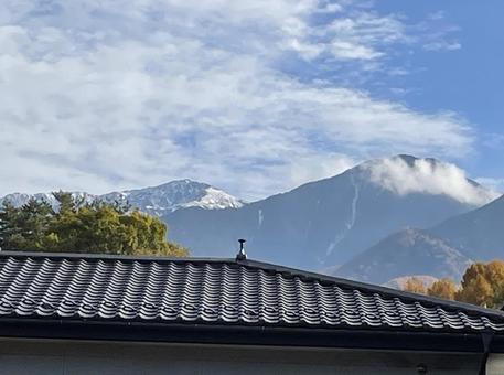 冠雪した中央アルプス 秋,山,雪の写真素材