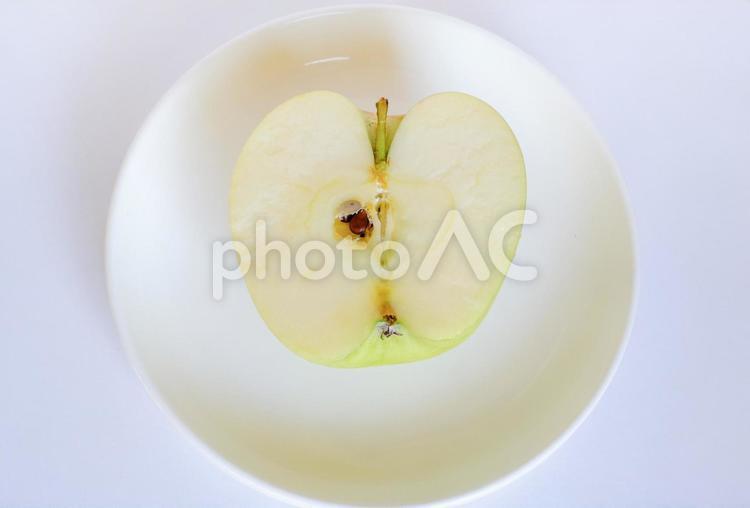 林檎の断面 りんご,リンゴ,アップルの写真素材