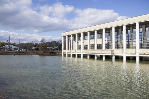 武豊町立図書館 アサリ池 武豊町立図書館,アサリ池,図書館の写真素材