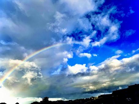 青空と虹 青空と虹の写真