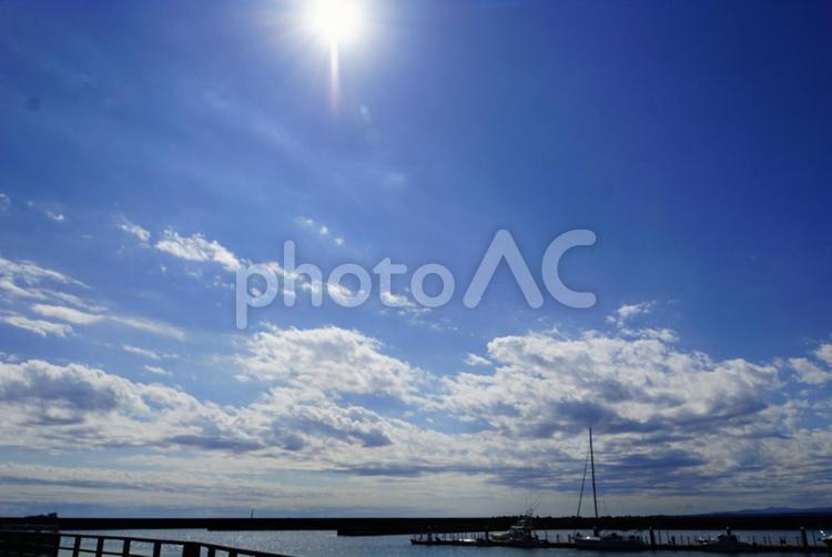 サンマリーナ 空,青空,海の写真素材