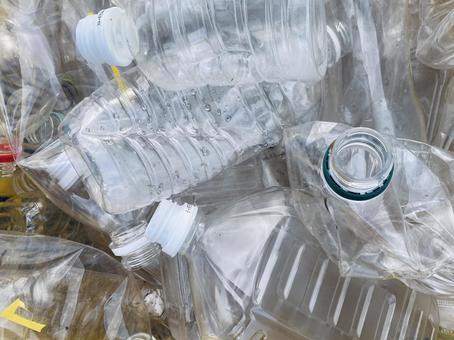 ペットボトル背景素材 ペットボトル,燃えないゴミの日,リサイクルの写真素材