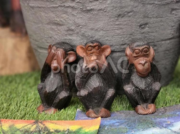 さるの置き物 猿,monkey,置き物の写真素材