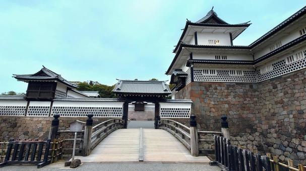 金沢城公園・橋爪門続櫓 石川県金沢市 金沢城公園・橋爪門続櫓 石川県金沢市 金沢城,橋爪門,史跡の写真素材