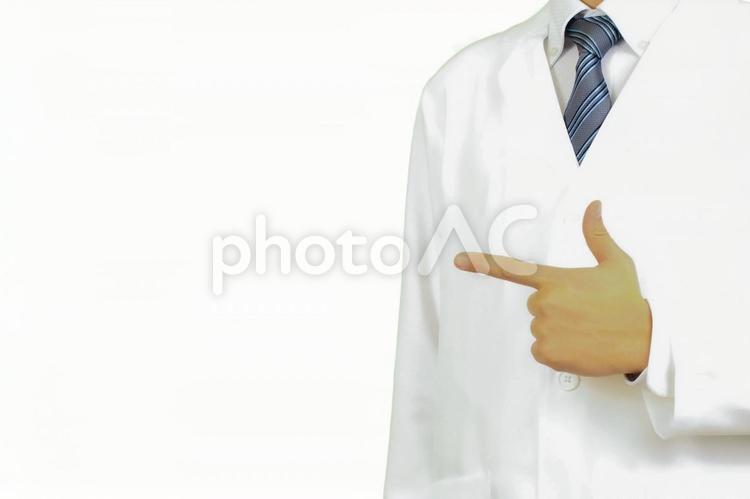 医師　薬剤師　歯科医　白衣を着た男性 医師,薬剤師,歯科医の写真素材