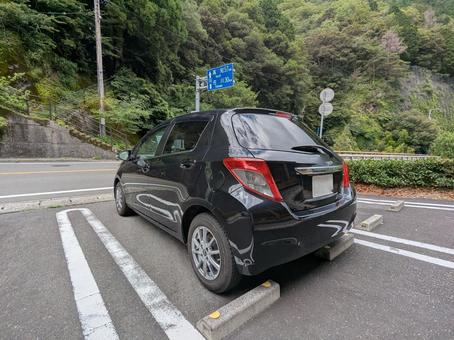 黒いコンパクトカー(リア) 黒いコンパクトカー(リア) 車,コンパクトカー,自動車の写真素材