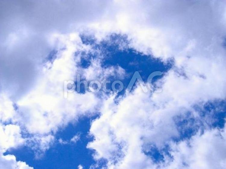 空　雲　青い空　白い雲　美しい　綺麗　夏 青空,晴れ,晴天の写真素材